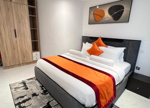 One Bedroom Apartment